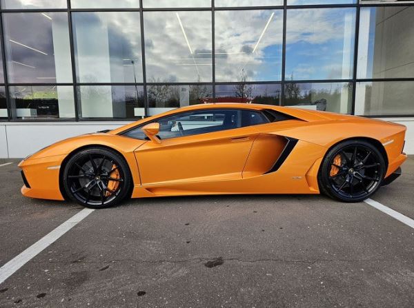 Рынок люксовых автомобилей с пробегом в 1 полугодии вырос на 18%
