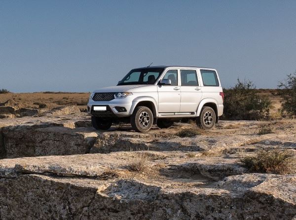 Первая партия автомобилей УАЗ, произведенных на Кубе, передана клиенту