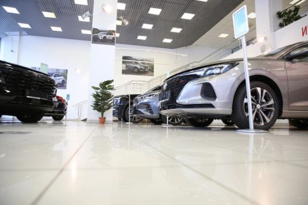 Продажи новых легковых автомобилей в РФ за неделю выросли на 10%