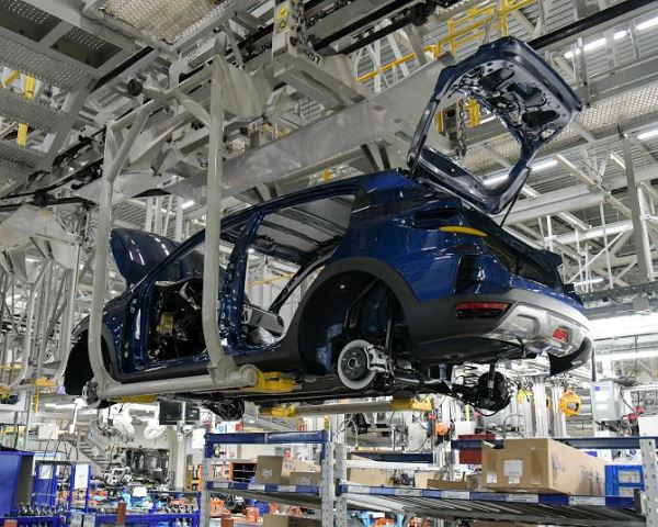 Производство легковых автомобилей в 1 полугодии сократилось на 2%