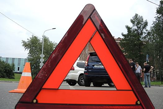 В США перевернулся автобус, в котором ехали более 40 школьников
