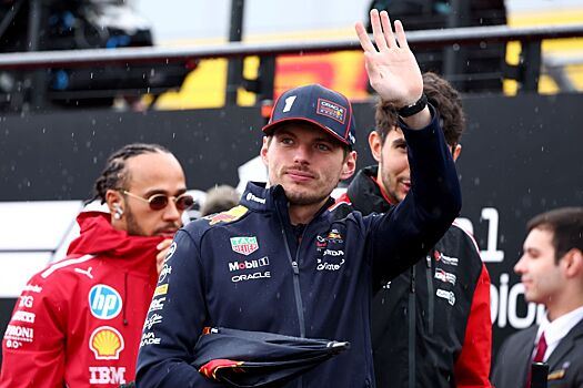 Ферстаппен уступил пилоту второй команды Red Bull впервые с 2021 года