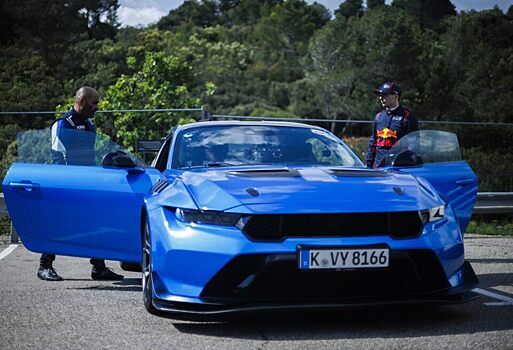 Макс Ферстаппен протестировал самый быстрый и самый дорогой Ford Mustang в истории