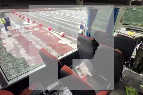 «Люди посыпались»: пассажир раскрыл детали жесткого ДТП с автобусом в Тульской области