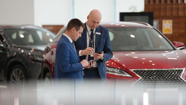 Названы самые быстро продаваемые авто в России