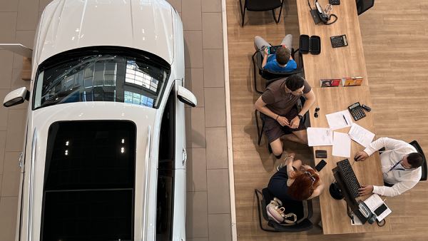 Популярные автомобили с пробегом за год подешевели